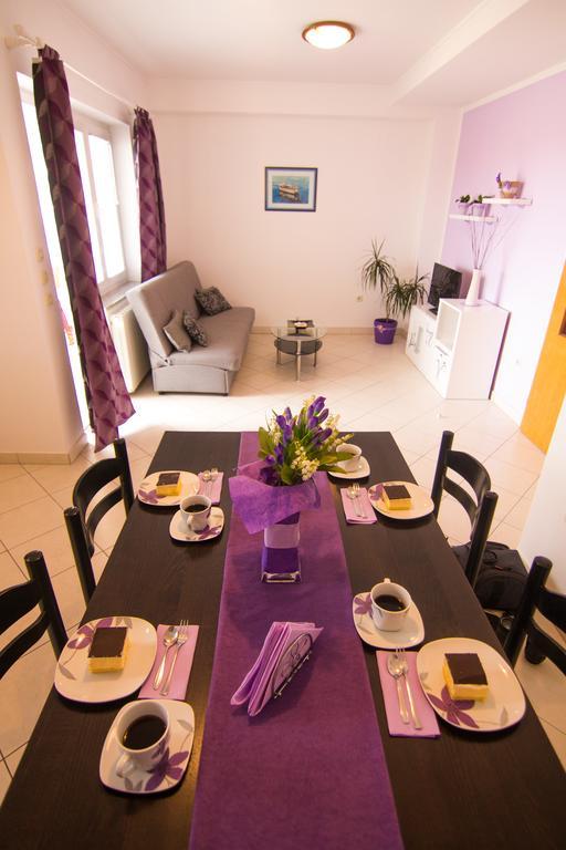 Apartments Dario Кърк Екстериор снимка