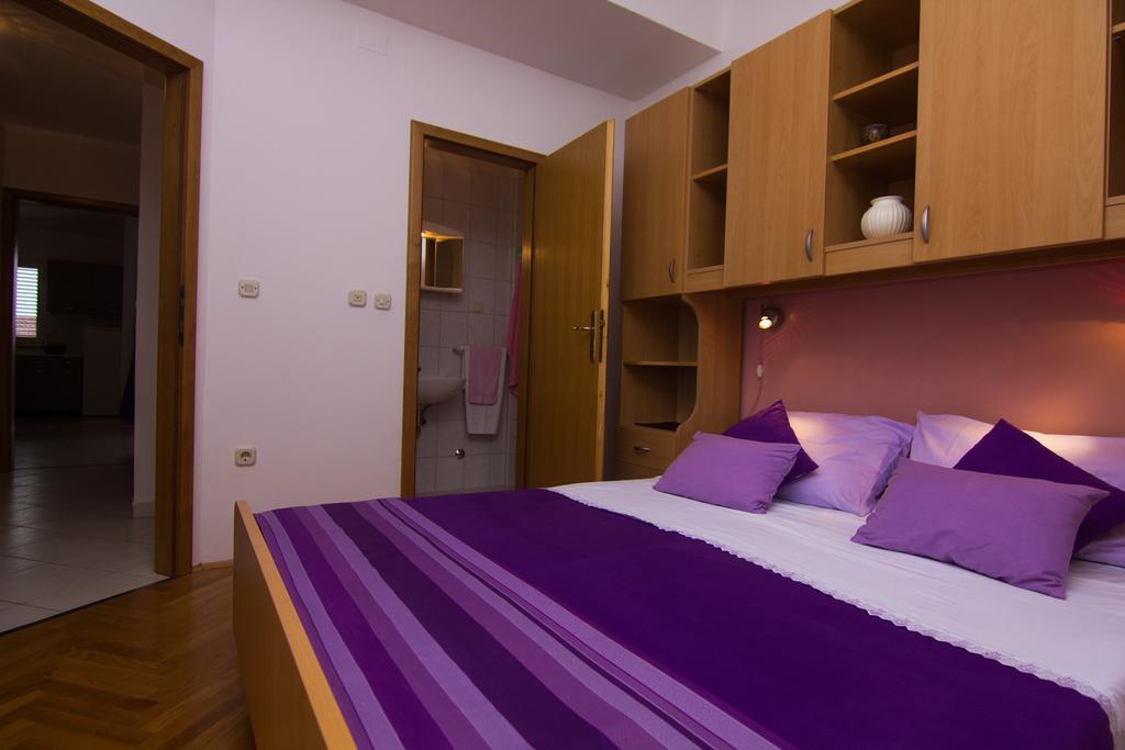 Apartments Dario Кърк Екстериор снимка